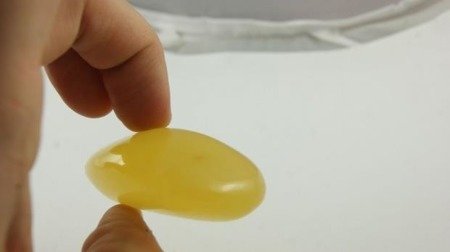 bursztyn kolumbijski polerowany łezka żółty 24,5 g